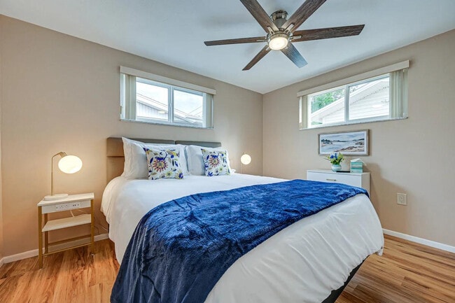 Building Photo - 7536 Topay Ln