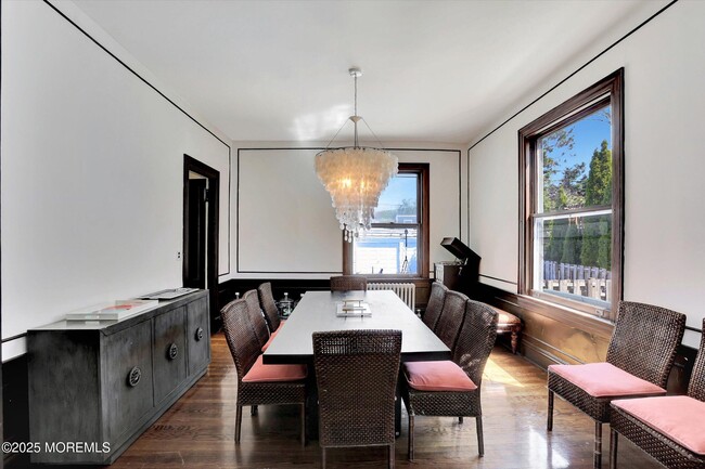Building Photo - 307 Spier Ave