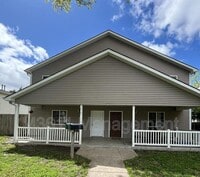 Building Photo - 3101 Holdrege St