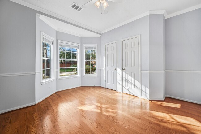 Building Photo - 20814 Lake Park Trail