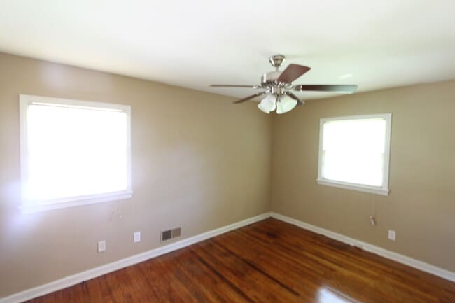 Building Photo - New On The Market!! Will not last long at ...