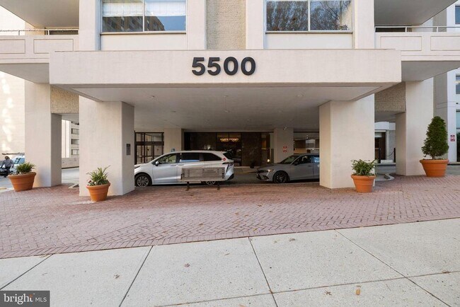 Building Photo - 5500 Friendship Blvd