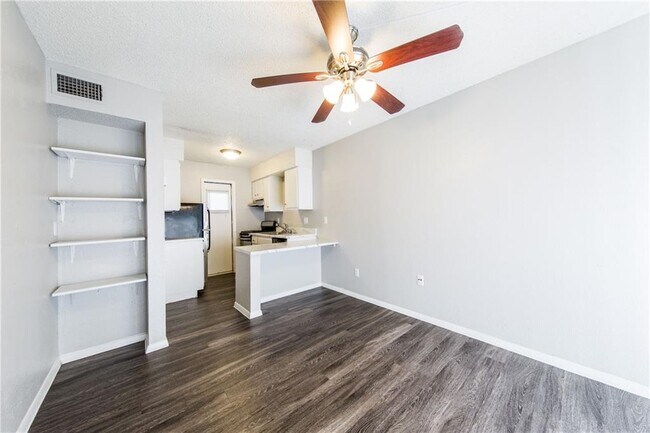 Building Photo - 4100 Avenue C