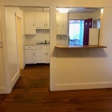 Building Photo - Cozy 1BR/1BA Available December!