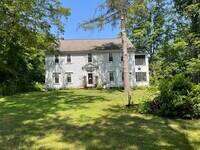 Building Photo - 52 Elmwood St