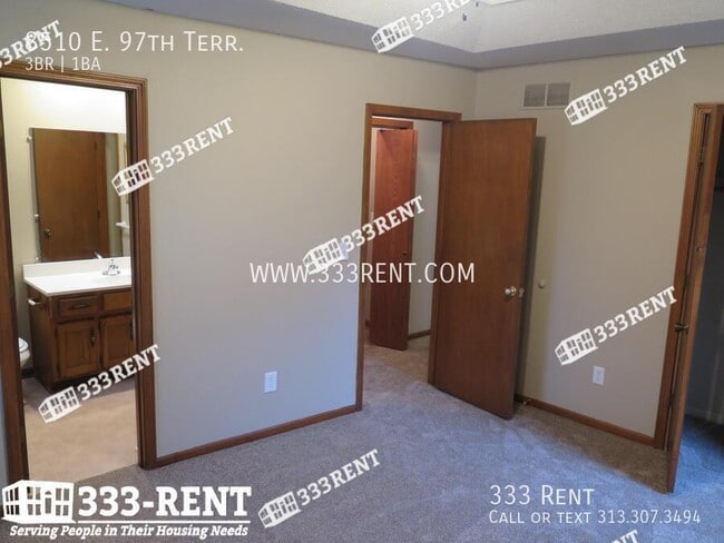 Building Photo - 8510 E 97 Terrace