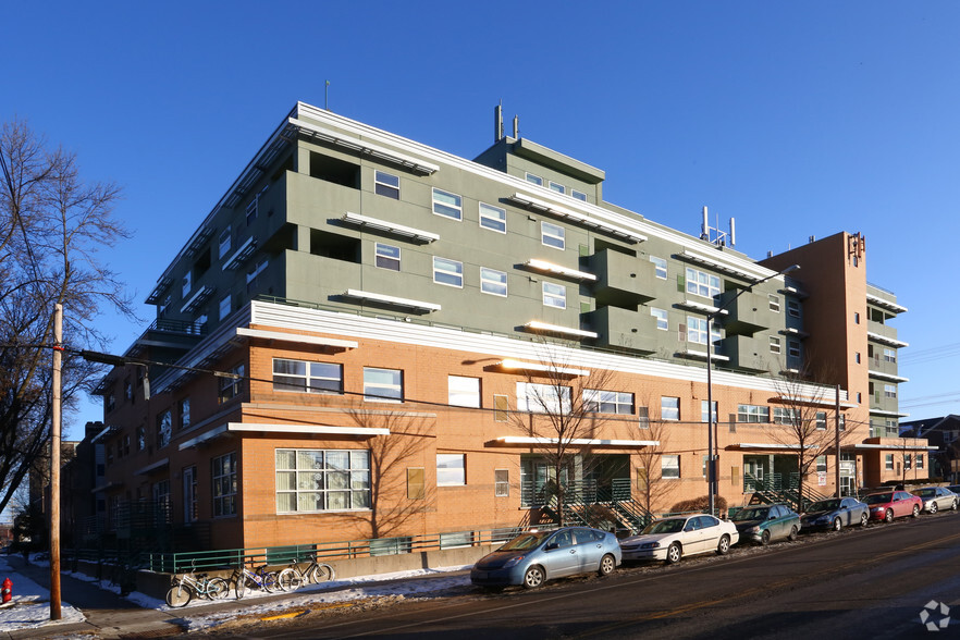 Building Photo - Park Terrace West Apartments - Location is...