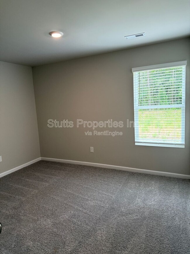 Building Photo - 4123 Hudson Ct SW