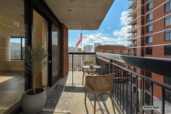 Building Photo - 759 2nd St
