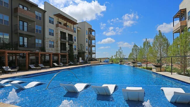 Building Photo - 18102 Talavera Ridge