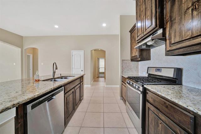 Building Photo - 3712 Alder Dr