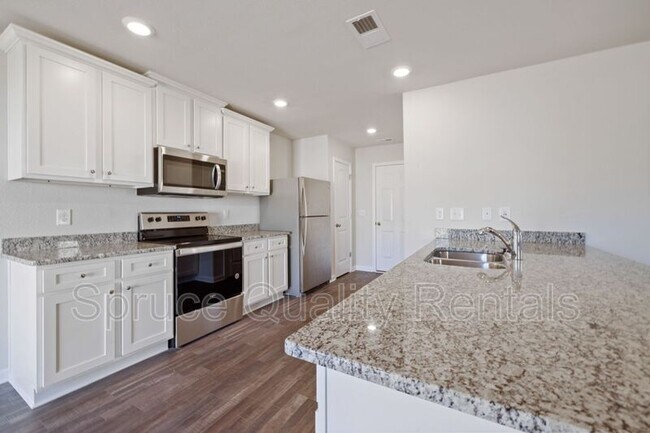 Building Photo - 2109 Briar Run Dr