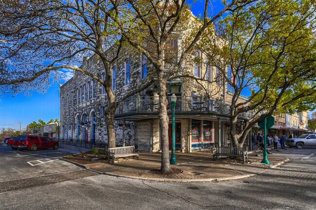 Building Photo - The Green Room. Backstage Downtown Georgetown