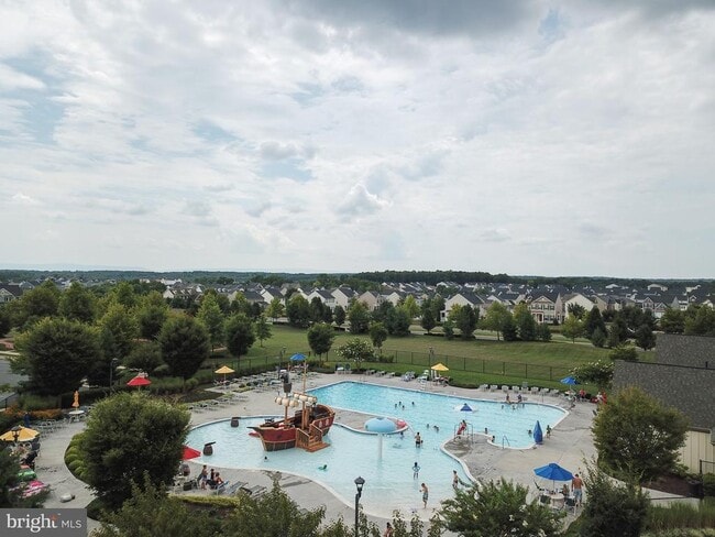 Building Photo - 111 Notions Ct