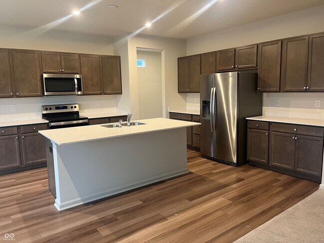 Building Photo - 3340 Preakness St