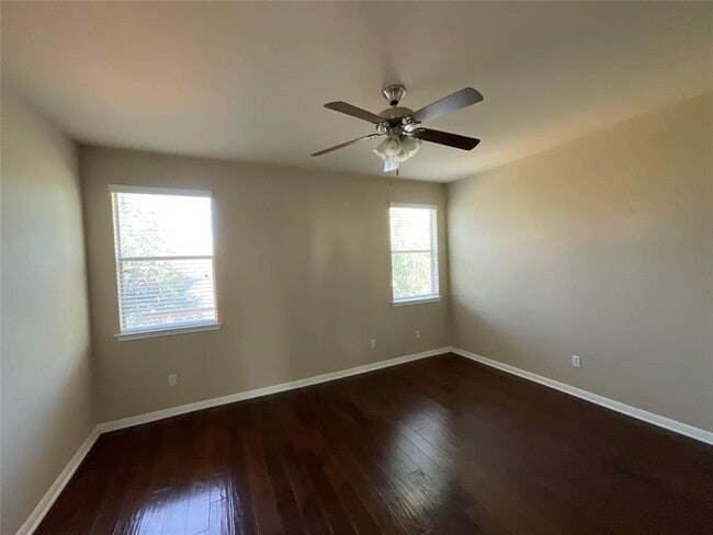 Building Photo - 2807 Prosperity