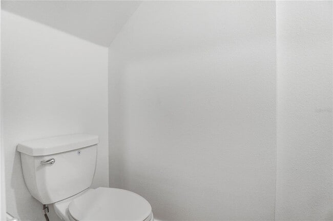 Building Photo - 1566 Plank Pl