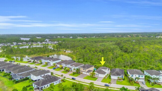 Building Photo - 4720 SW Ardsley Dr