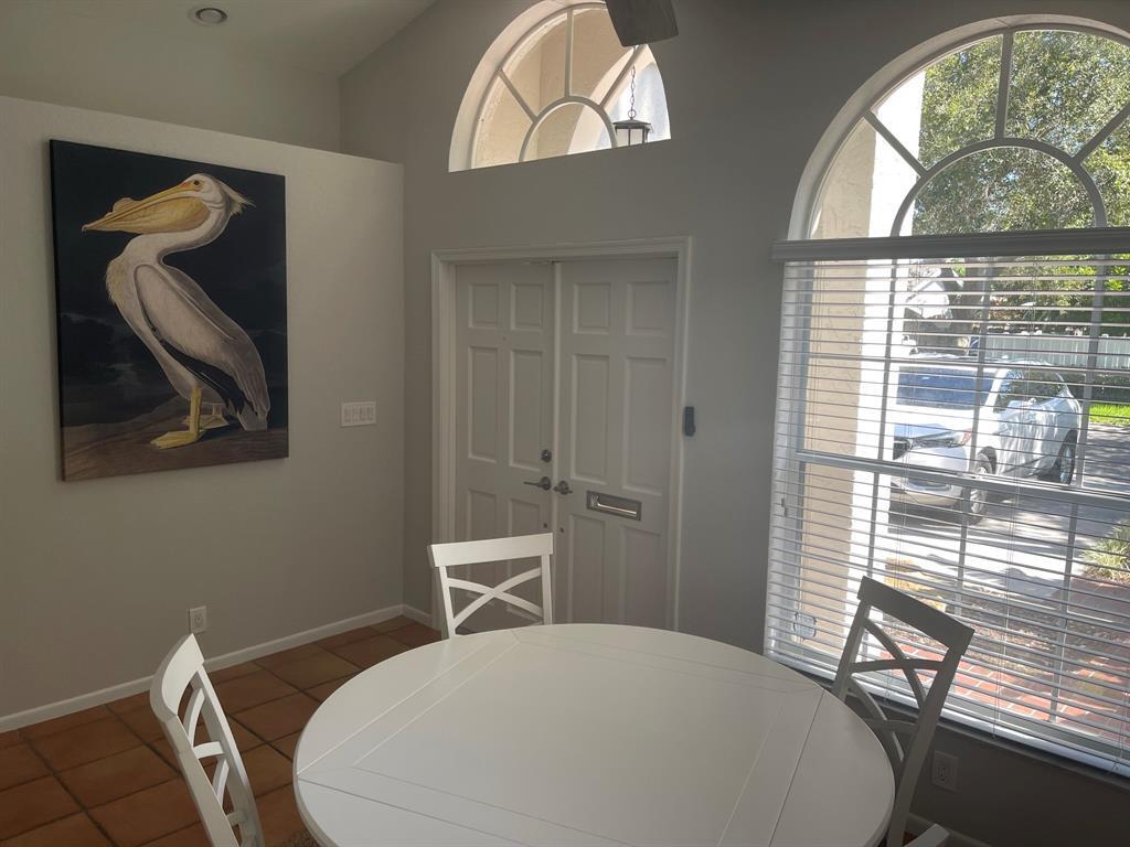 Building Photo - 607 SW 15th St