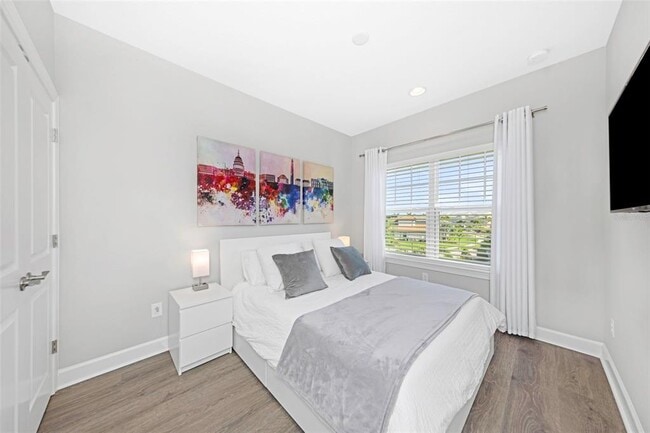 Building Photo - 4022 Rocky Shores Dr