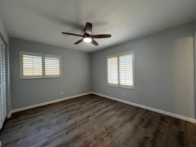 Building Photo - Fully Renovated 2 Bedroom 1.5 Bath Port Orange Home Available Now LEASING SPECIAL: HALF OFF 1 MON...