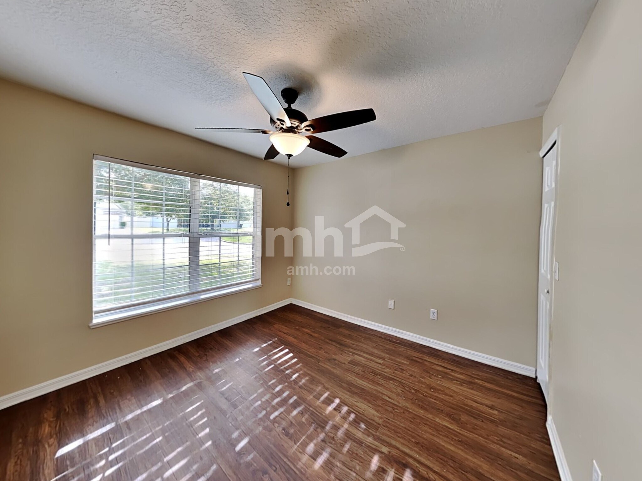 Building Photo - 1030 Lancelot Dr