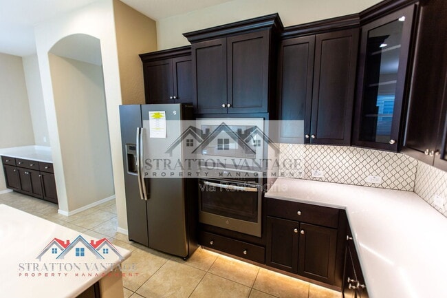 Building Photo - 4179 E Cynthia St