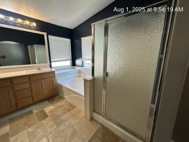 Building Photo - 9409 Viridian Way