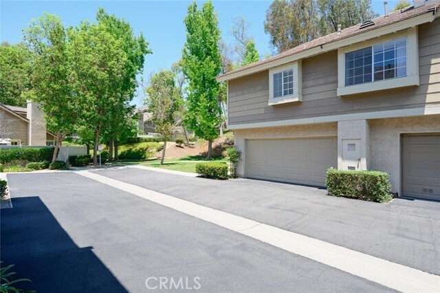 Building Photo - 2601 S Quarry Ln