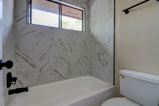 Building Photo - 21102 Marcin Dr