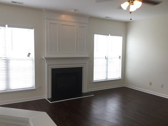 Building Photo - 4496 Fairport Ct