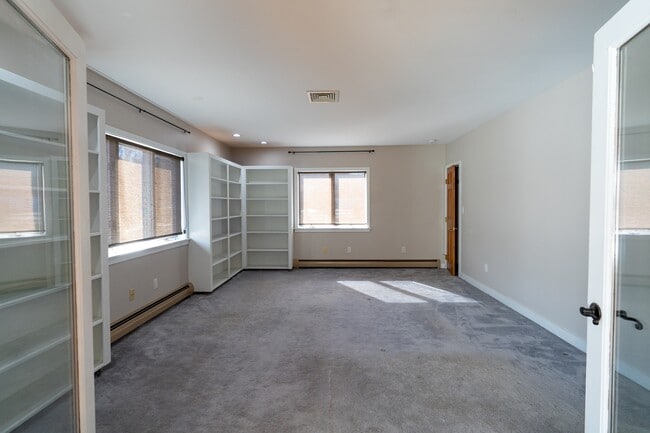 Building Photo - 363 Blackstrap Rd