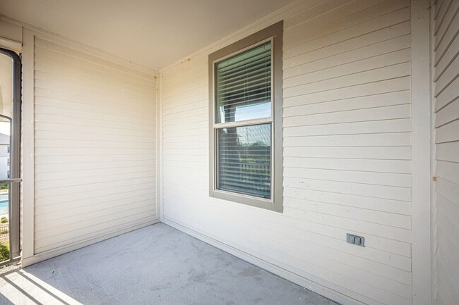 Building Photo - 2501 Bienville Blvd