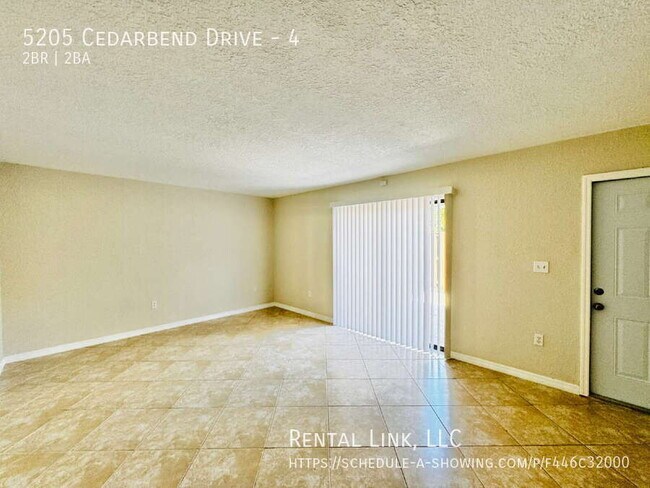 Building Photo - 5205 Cedarbend Dr