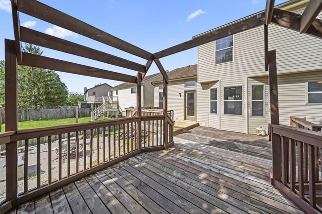 Building Photo - 3268 Stadler Dr