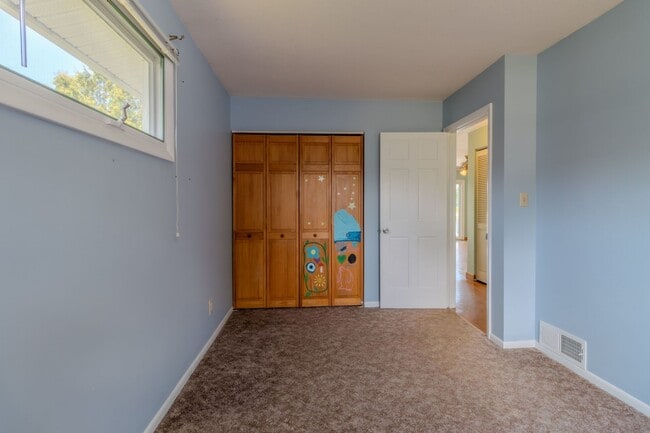 Building Photo - Price Improvement! Lakefront Dream Home – ...