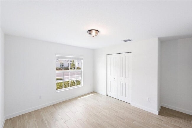 Building Photo - 6331 Windwood Wy