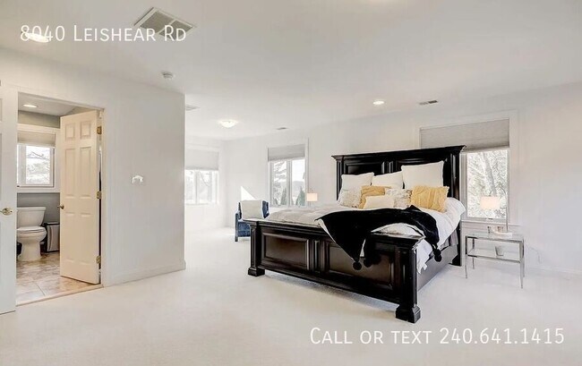 Building Photo - 8040 Leishear Rd