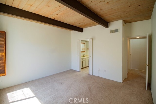 Building Photo - 11818 Moorpark St