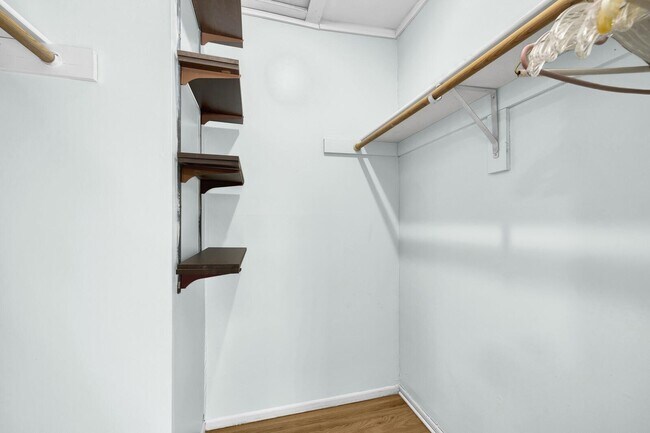 Building Photo - 729 10th St