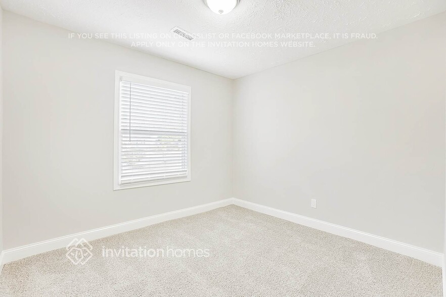 Building Photo - 3815 Clovis Ct NW