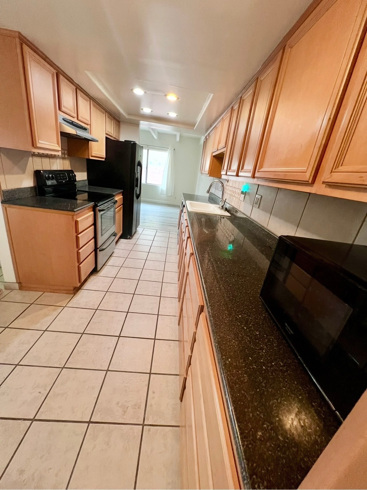 Building Photo - 2113 Clark Ln