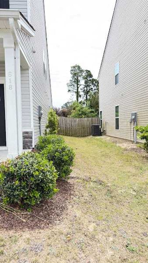 Building Photo - 618 Count Fleet Ct