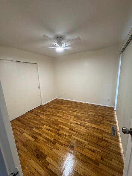 Building Photo - 825 W Thomas L Pkwy