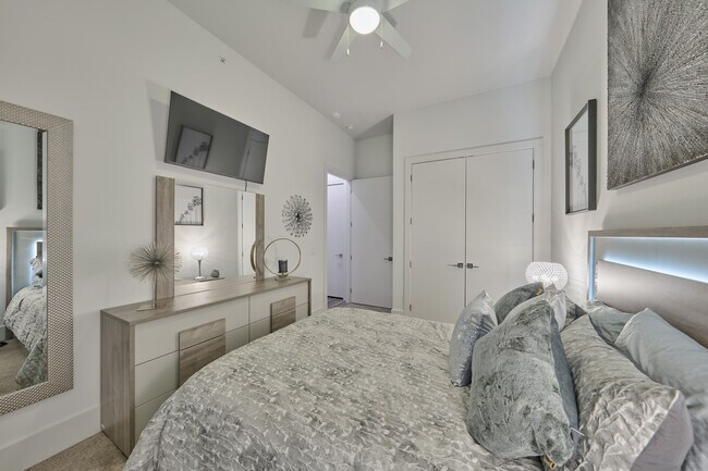 Building Photo - 199 Waterpoint Ct