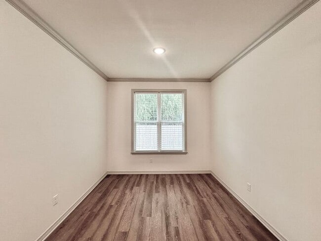 Building Photo - TOUR TODAY! 3 Bedroom 2 Bath Home in Tyler!