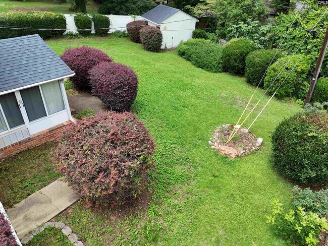 Building Photo - 625 Challedon Dr