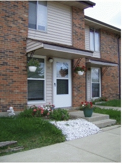 Steeplechase Townhomes - Steeplechase of Lebanon - STL