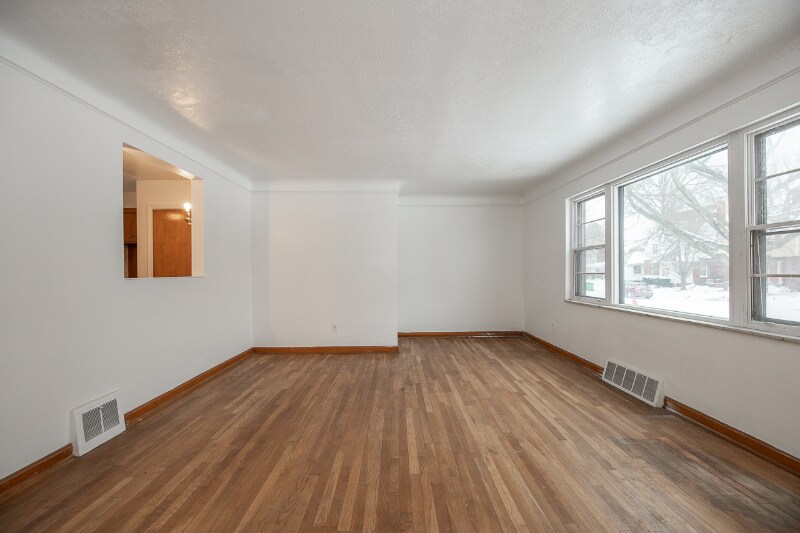 Building Photo - 160 Noble Beach Dr