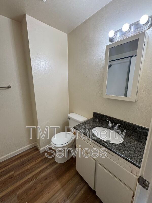 Building Photo - 7648 La Mancha Way